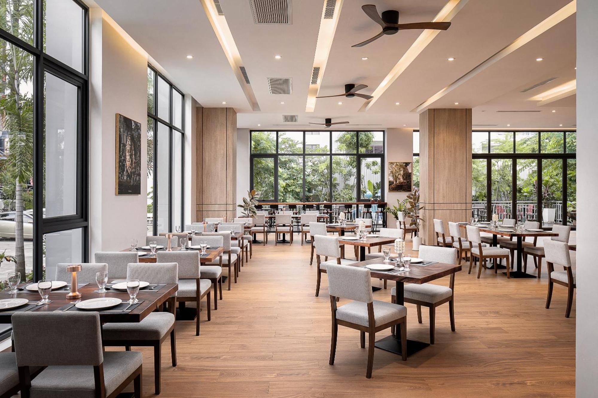 Riva Hotel Shv Preăh Sihanŭk Zewnętrze zdjęcie